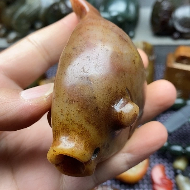 未镶嵌蛇纹石玉颈饰