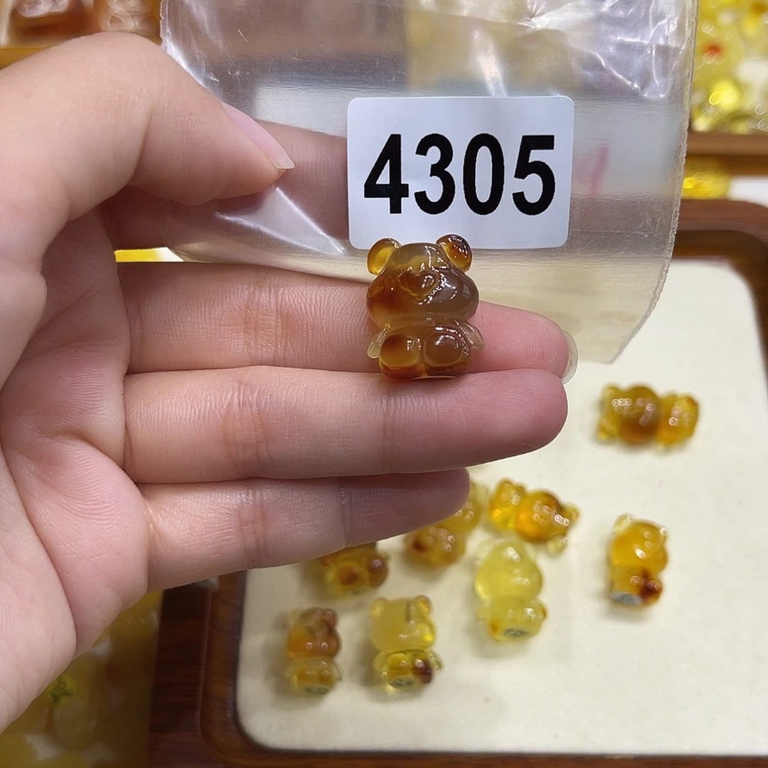 琥珀未镶嵌珠宝奇石