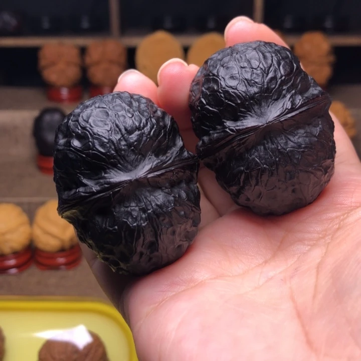 把件橄榄核69玉罗汉地闷44尺