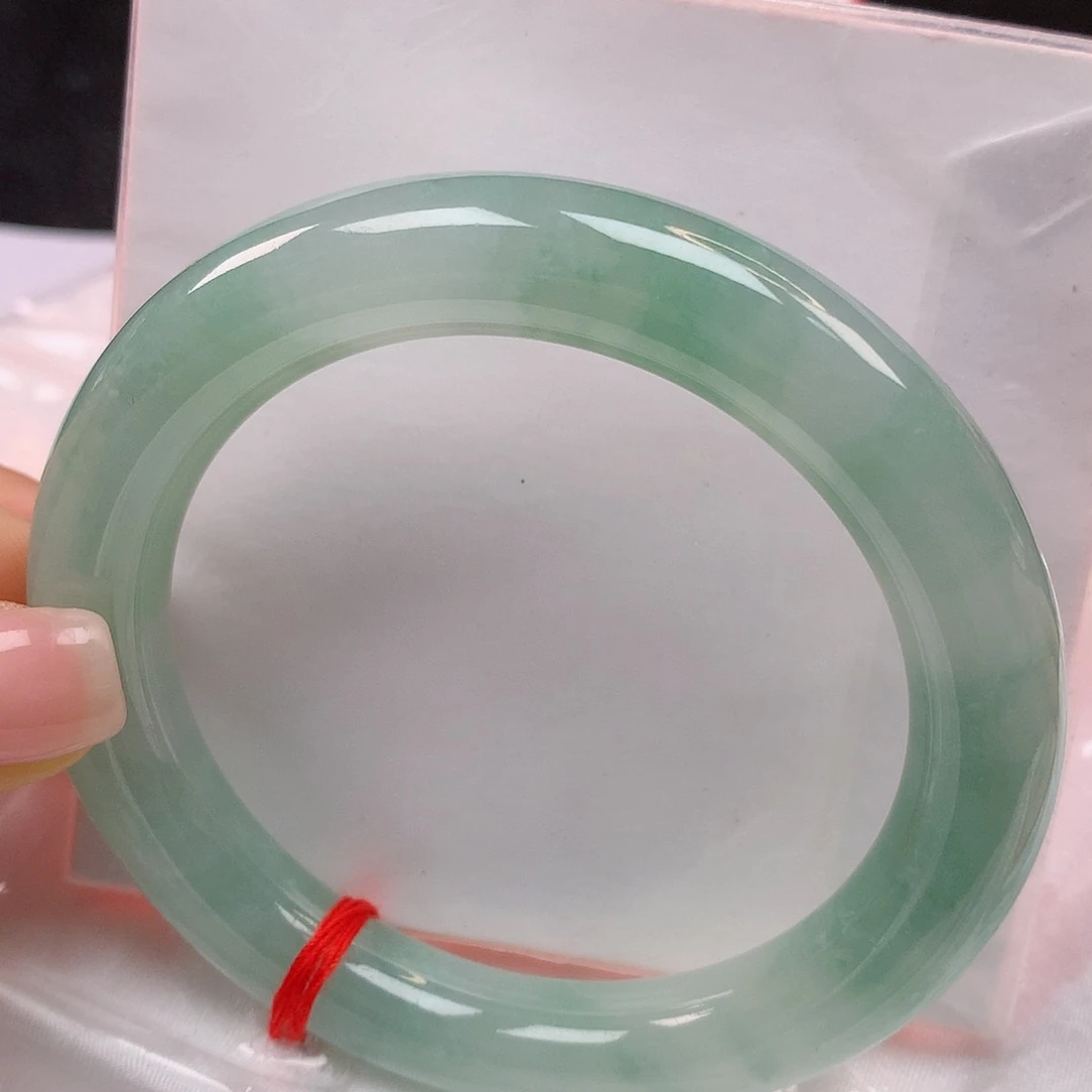 【闪购商品】未镶嵌手镯翡翠Q56圆条手镯