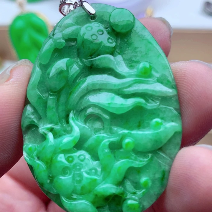 翡翠未镶嵌吊坠(不含链)