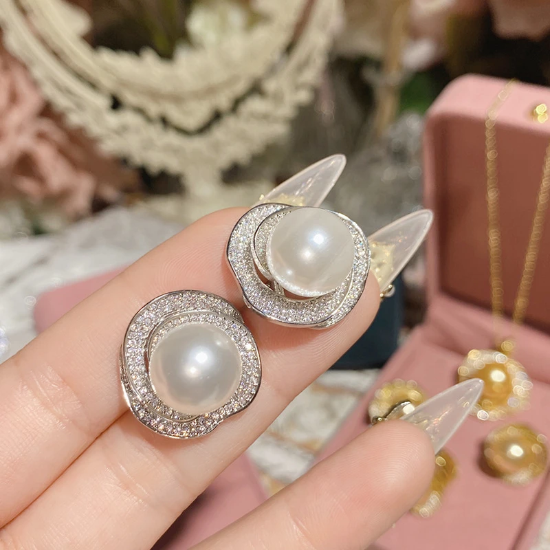 14-15mm白色三生三世山茶花施家贝珠耳钉ESB412