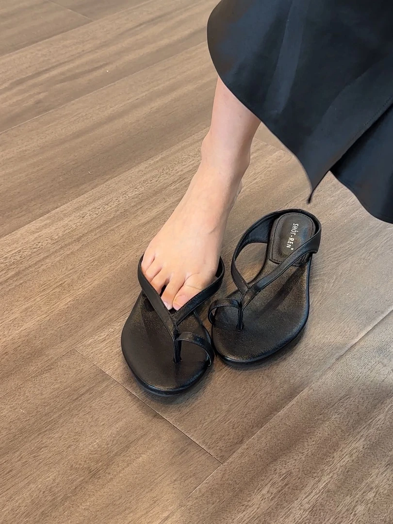 BANFANG女鞋|2.5cm|夏季2025女款潮牌百搭网红同款舒适人字拖