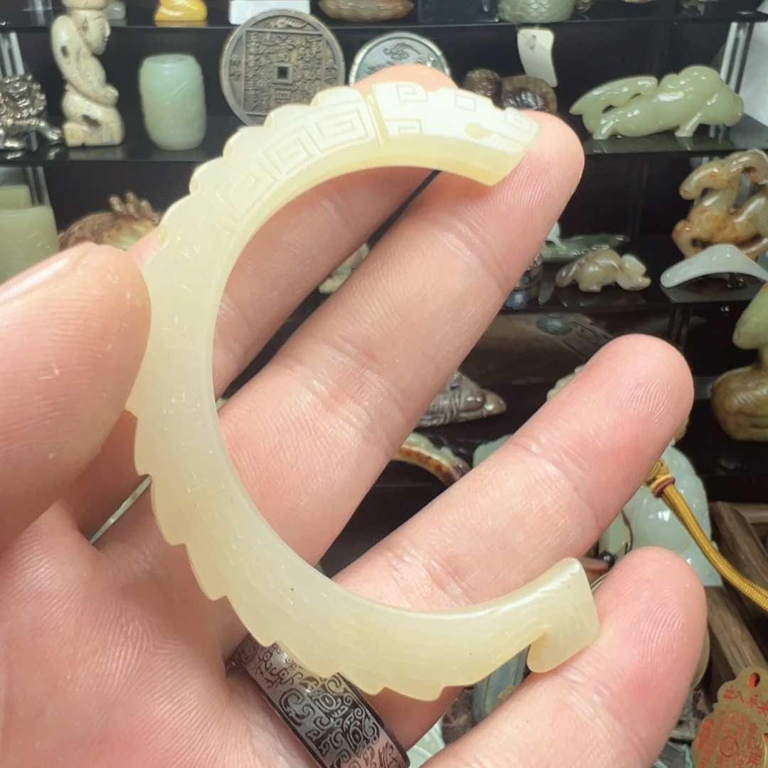 和田玉（糖玉）未镶嵌挂件