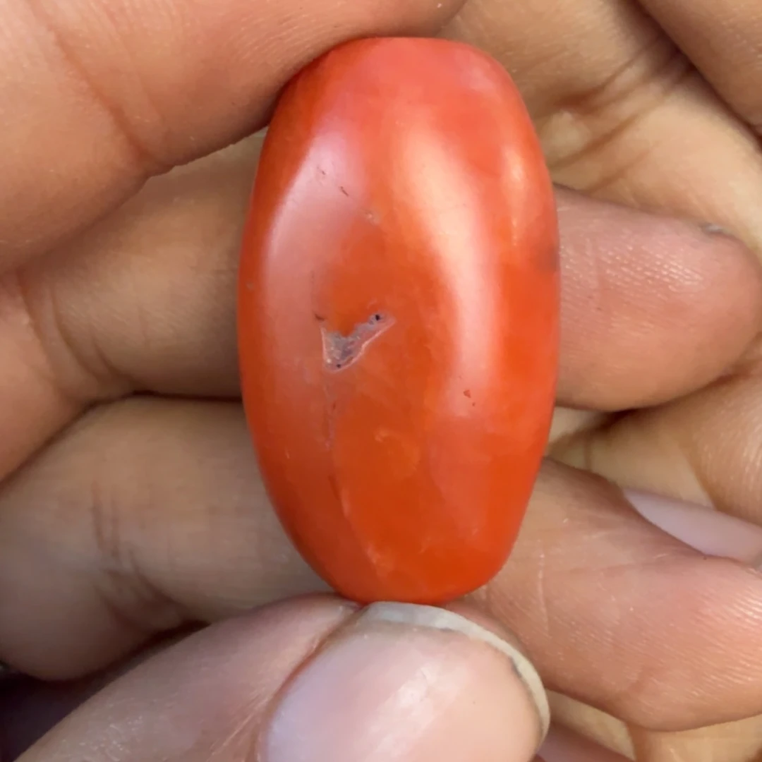 颈饰未镶嵌南红玛瑙