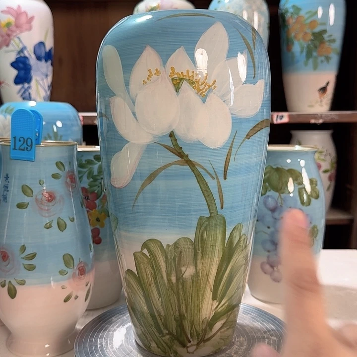 瓶大萝卜白荷花美女新款新款陶瓷陶瓷油画