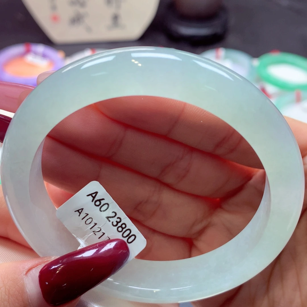 翡翠手镯未镶嵌正圈27号66