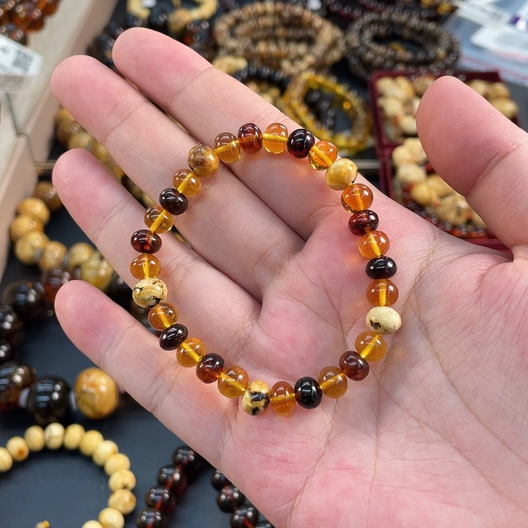 长***子琥珀未镶嵌裸石7mm多宝