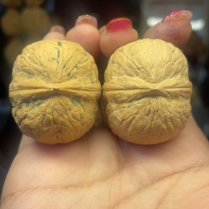 文玩核桃吊坠30蛇皮求