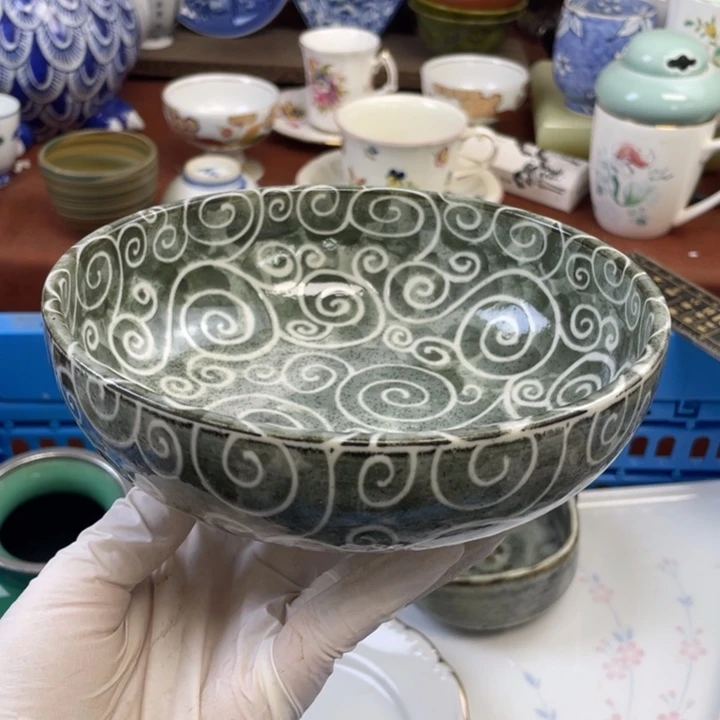 他家瓷器真美…开播了