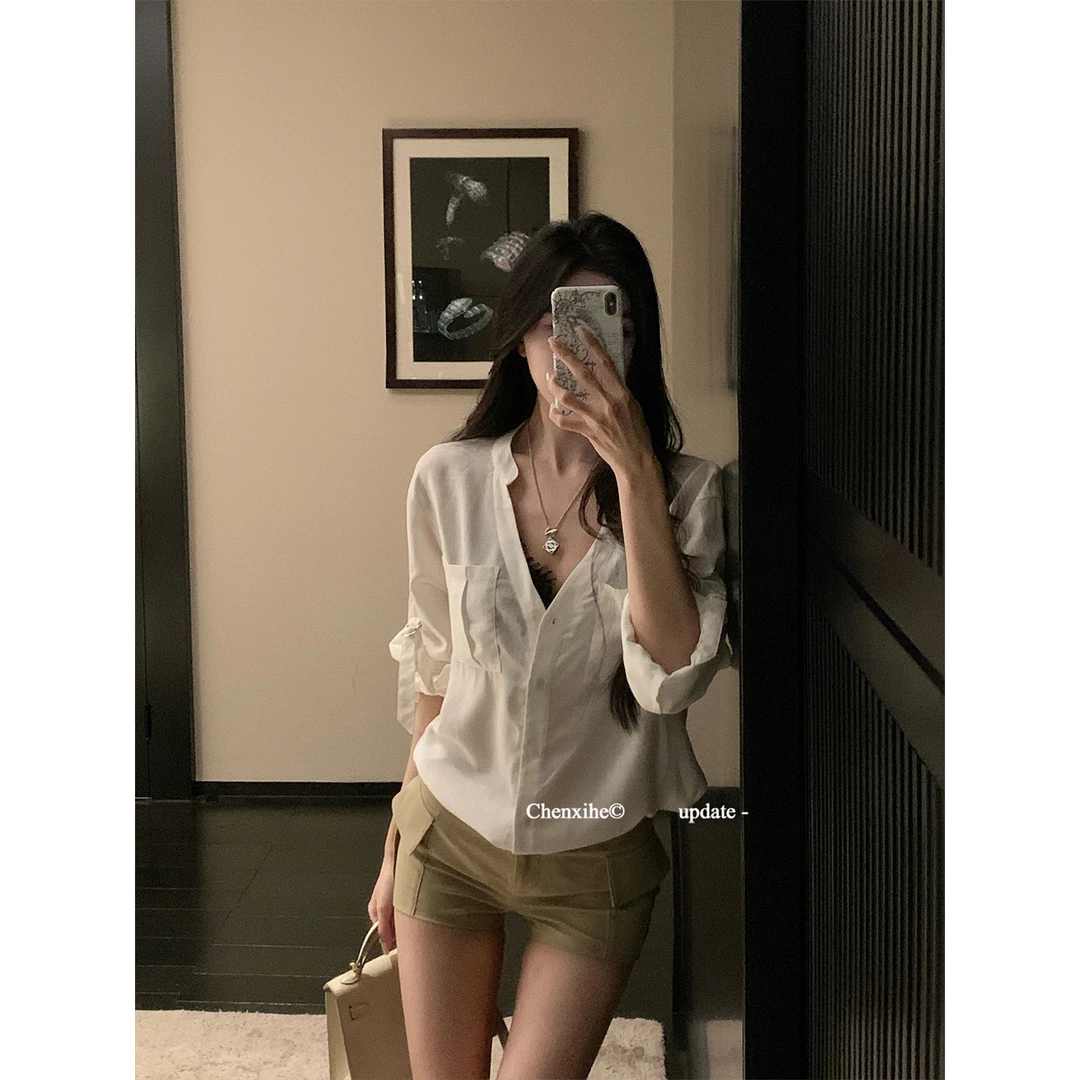 何晨曦 卡其色直筒显瘦双口袋工装短裤女2025新款休闲热裤 T0889K