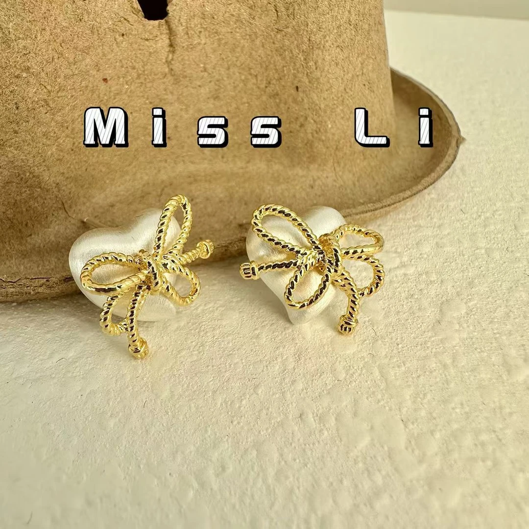 铜合金耳饰 拉丝爱心蝴蝶结耳饰 气质 少女 时尚 甜美 655