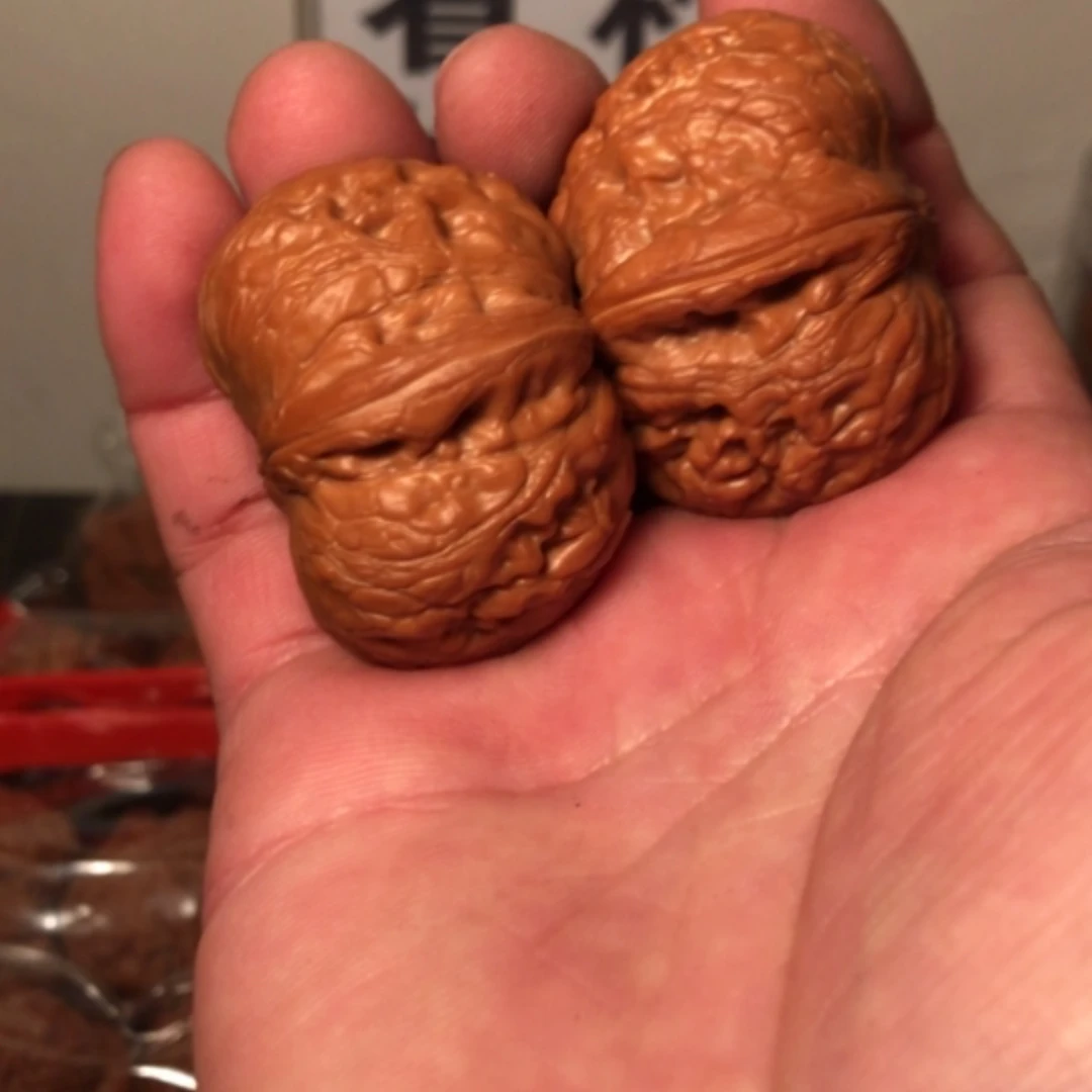 【闪购商品】文玩核桃把件A*朝平谷元宝43