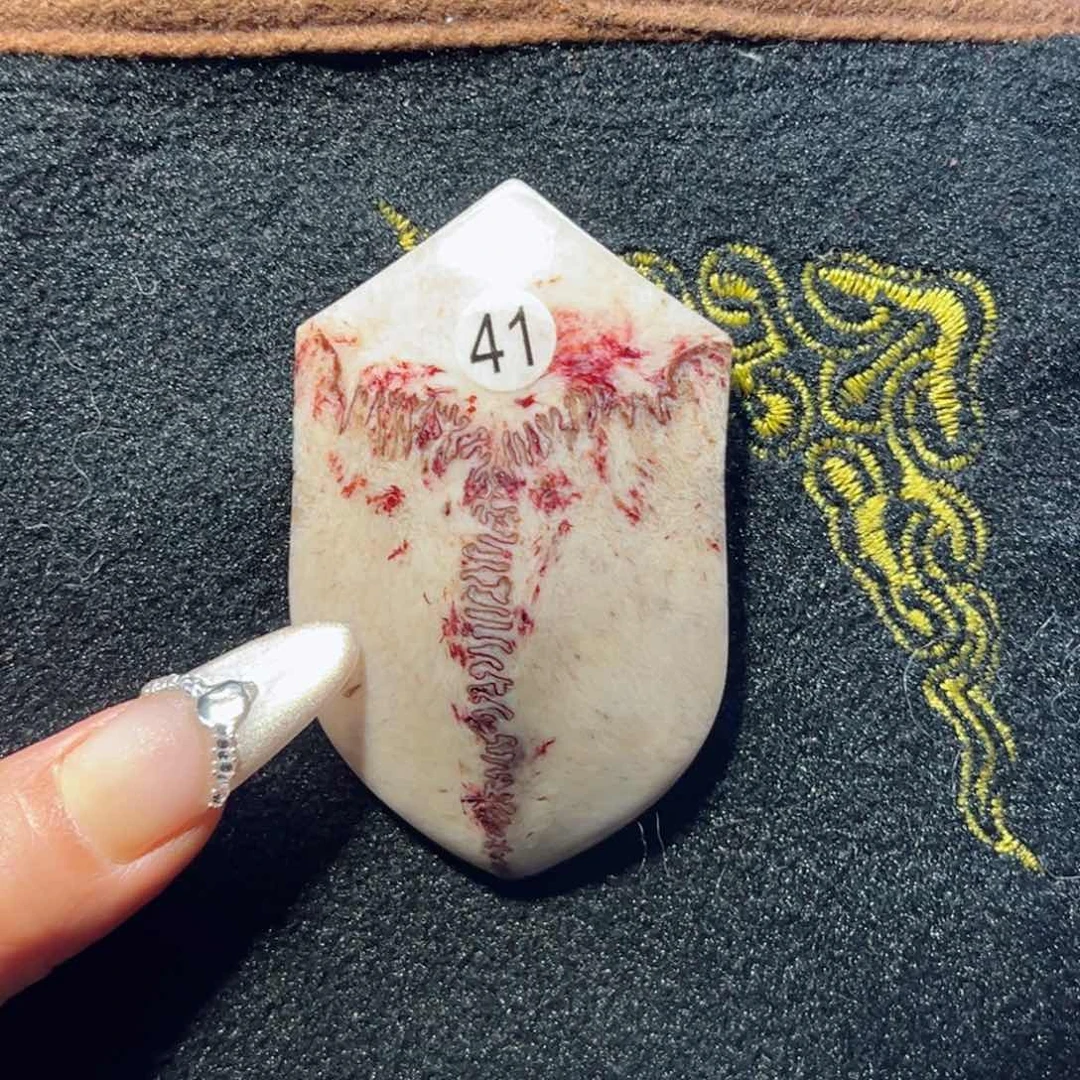 鹿骨把件鹿骨材质