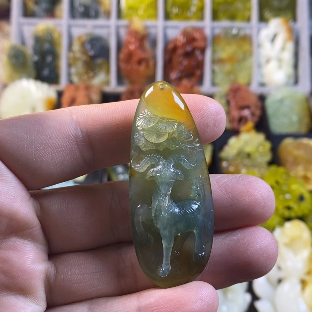 合金蛇纹石玉颈饰