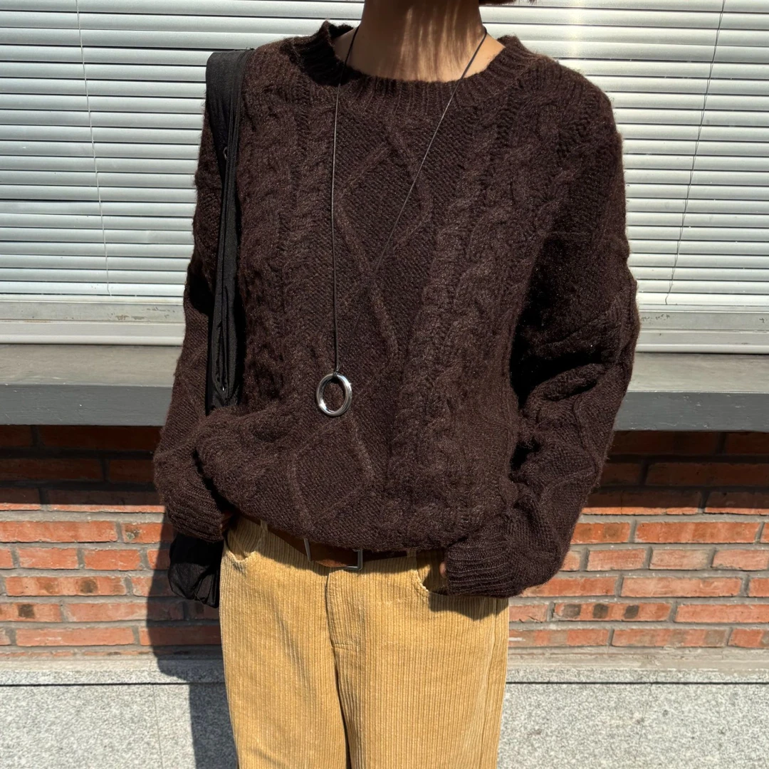 【逸语服饰】2025秋季新款韩系麻花编织宽松显瘦百搭针织衫毛衣女潮