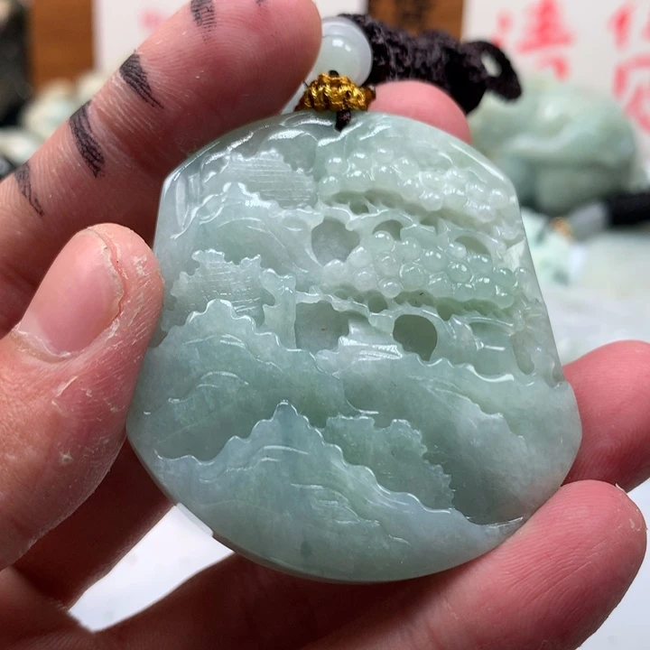 翡翠未镶嵌颈饰保真天然a货翡翠