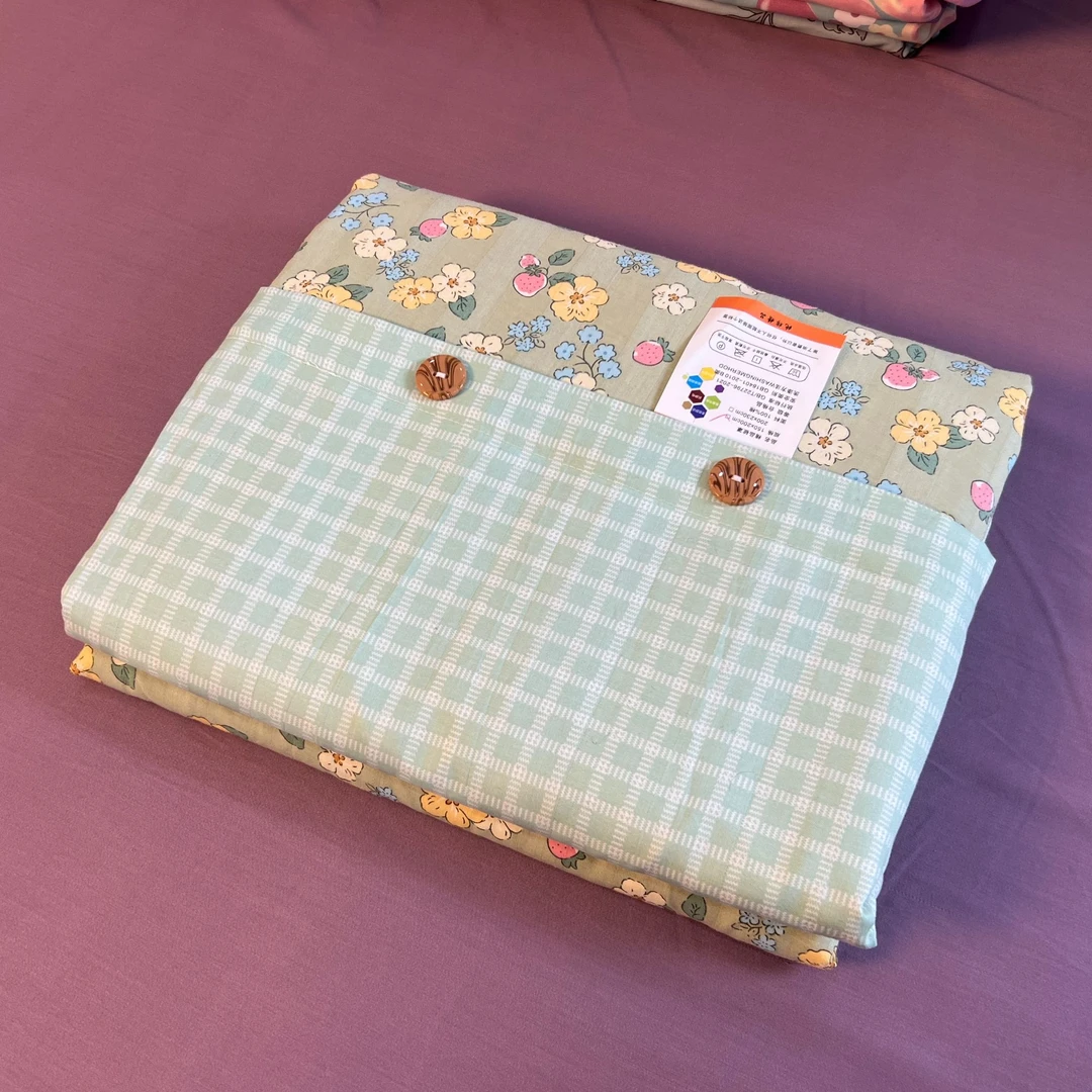 纯棉全棉微瑕AB版本被罩80支铂金系列斜纹棉-绿草莓