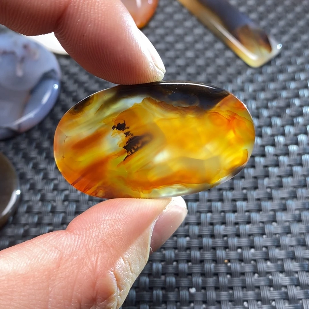 玛瑙/玉髓颈饰未镶嵌