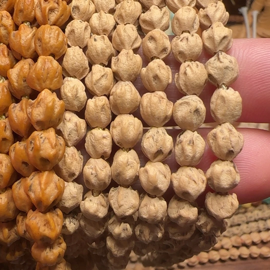 爱***忆柏香籽/百香籽吊坠