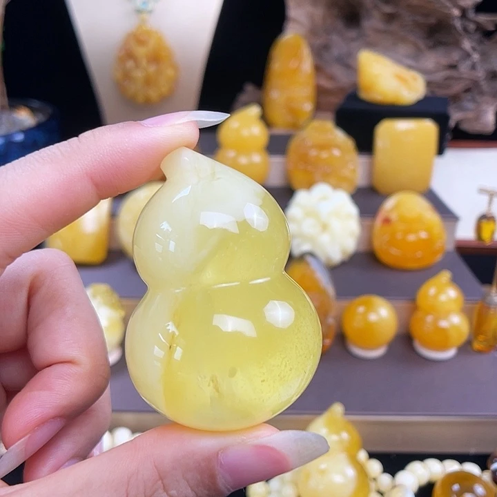 琥珀未镶嵌珠宝奇石