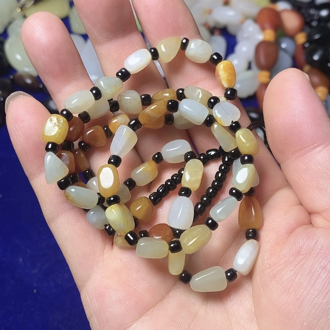 和田玉未镶嵌项链