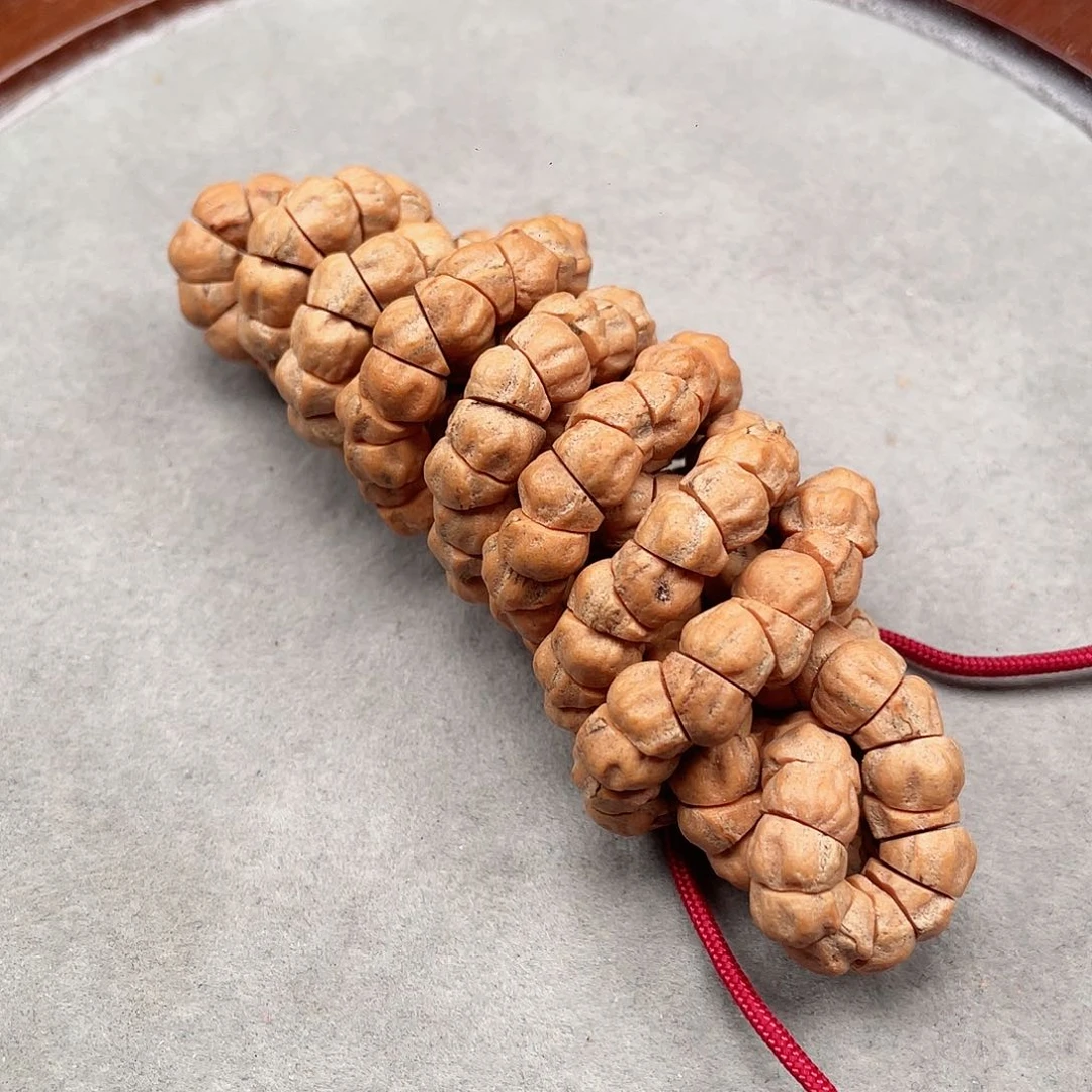 吊坠柏香籽/百香籽铁籽油皮几何大肠