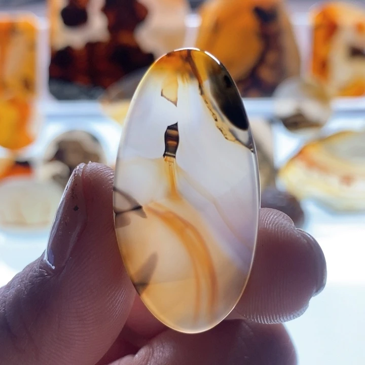 玛瑙/玉髓颈饰未镶嵌