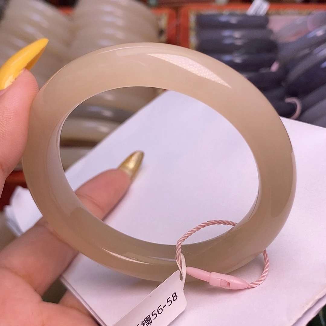 和田玉未镶嵌颈饰藕粉老熟料紅粉收藏手鐲56.5圈