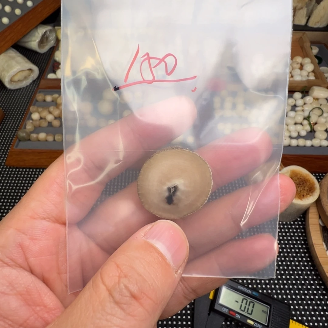 树脂制品特价处理