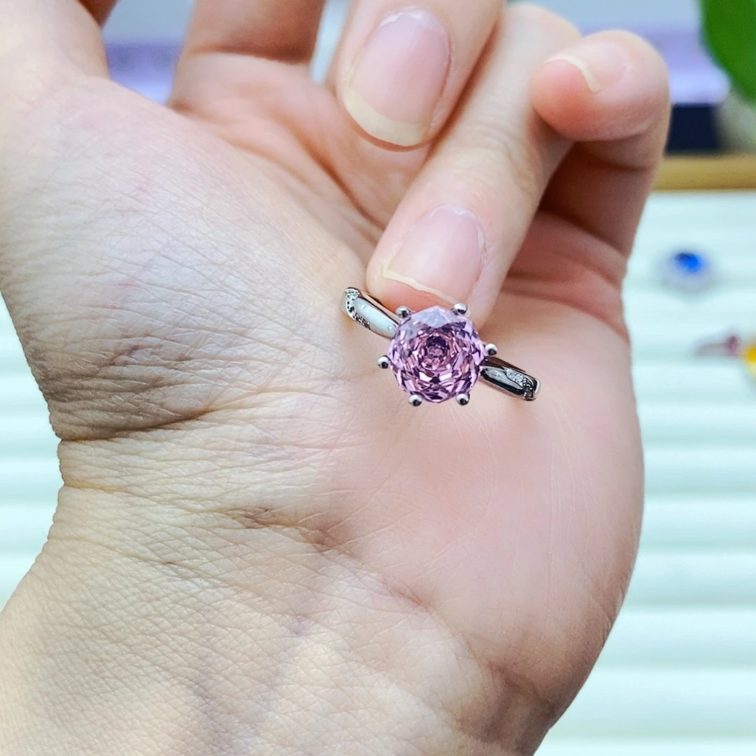 戒指蓝宝石未镶嵌