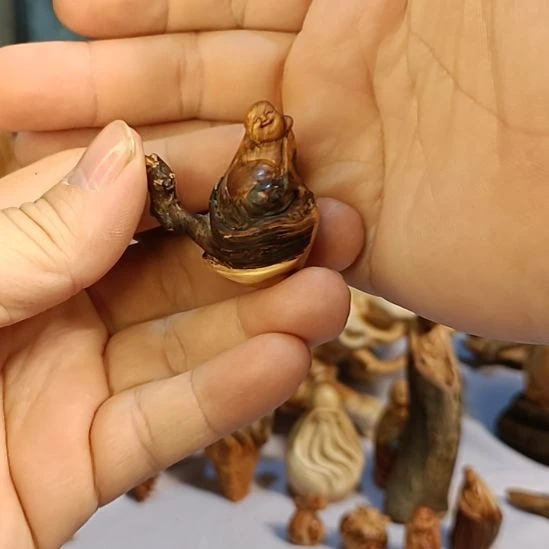 柏木（崖柏）太行崖柏笑佛手把件