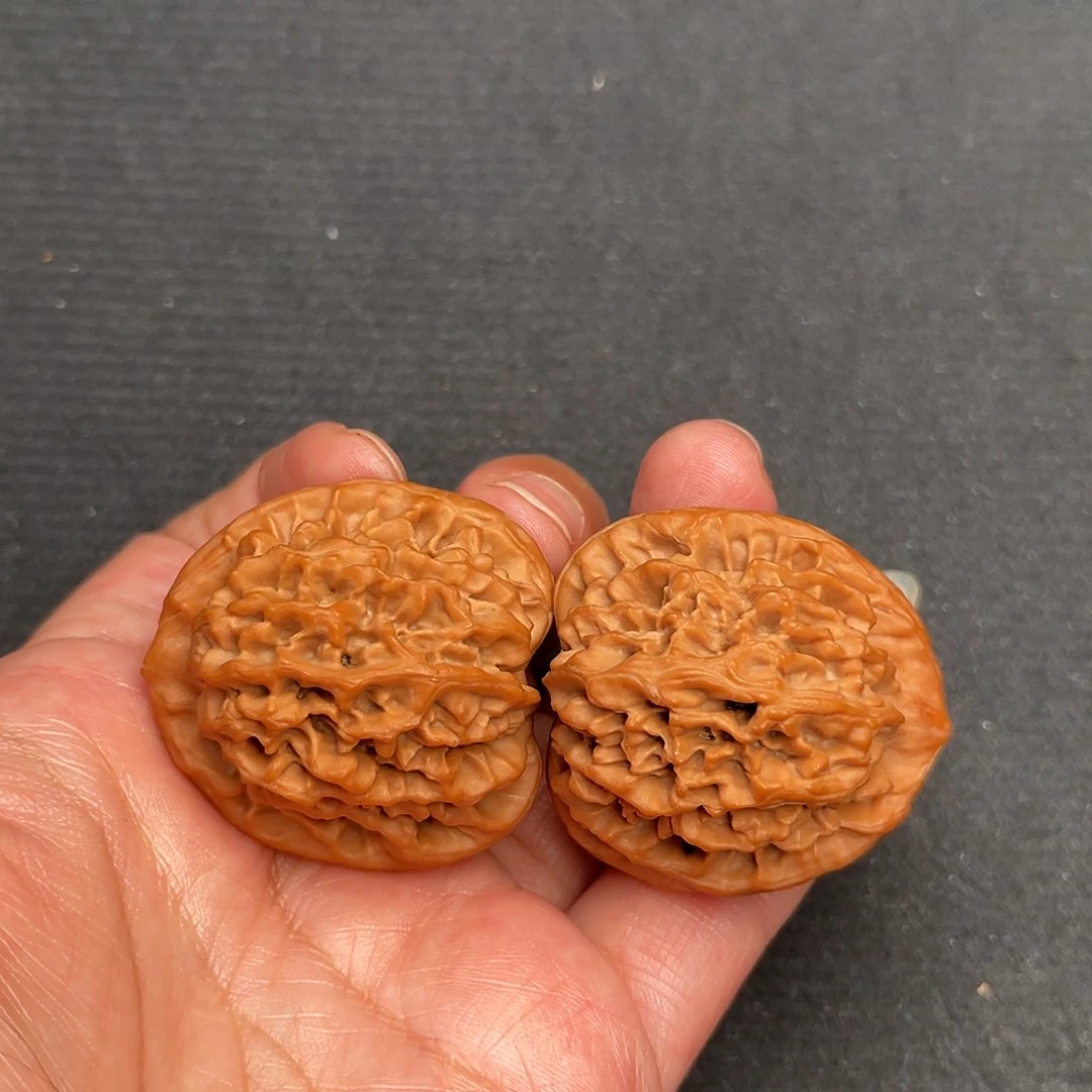 桃核把件37.5×37全品头茬秦闷狮子头A471