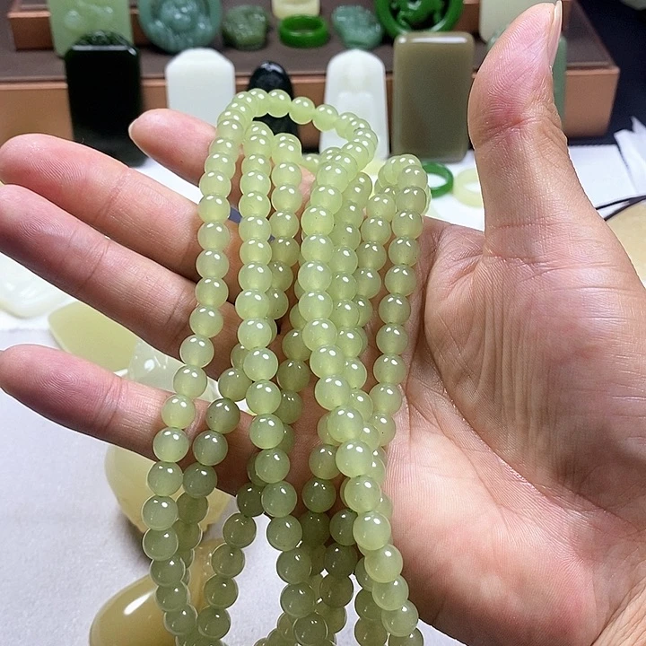 和田玉（糖玉）未镶嵌珠宝奇石