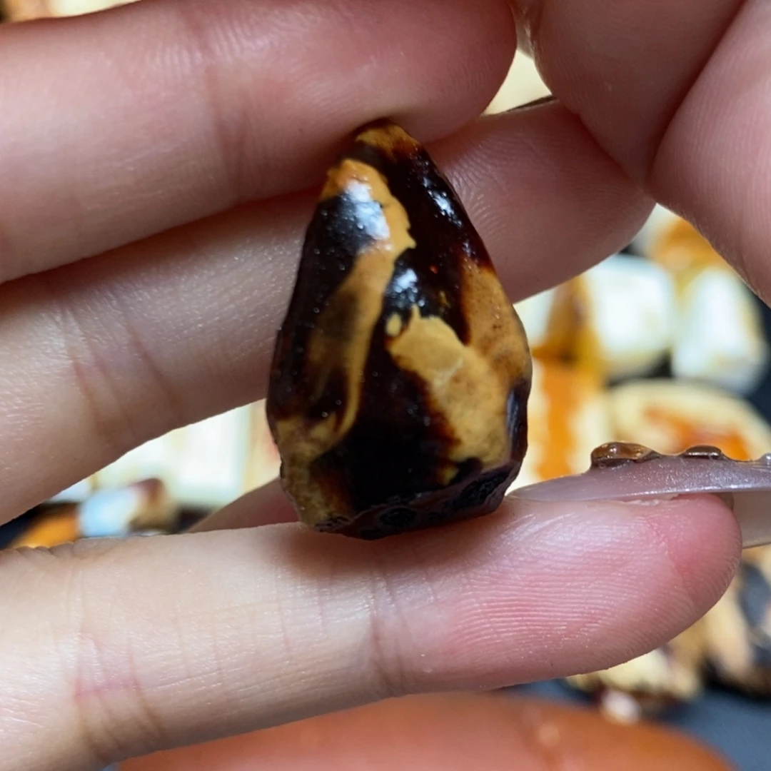 定制琥珀未镶嵌定制