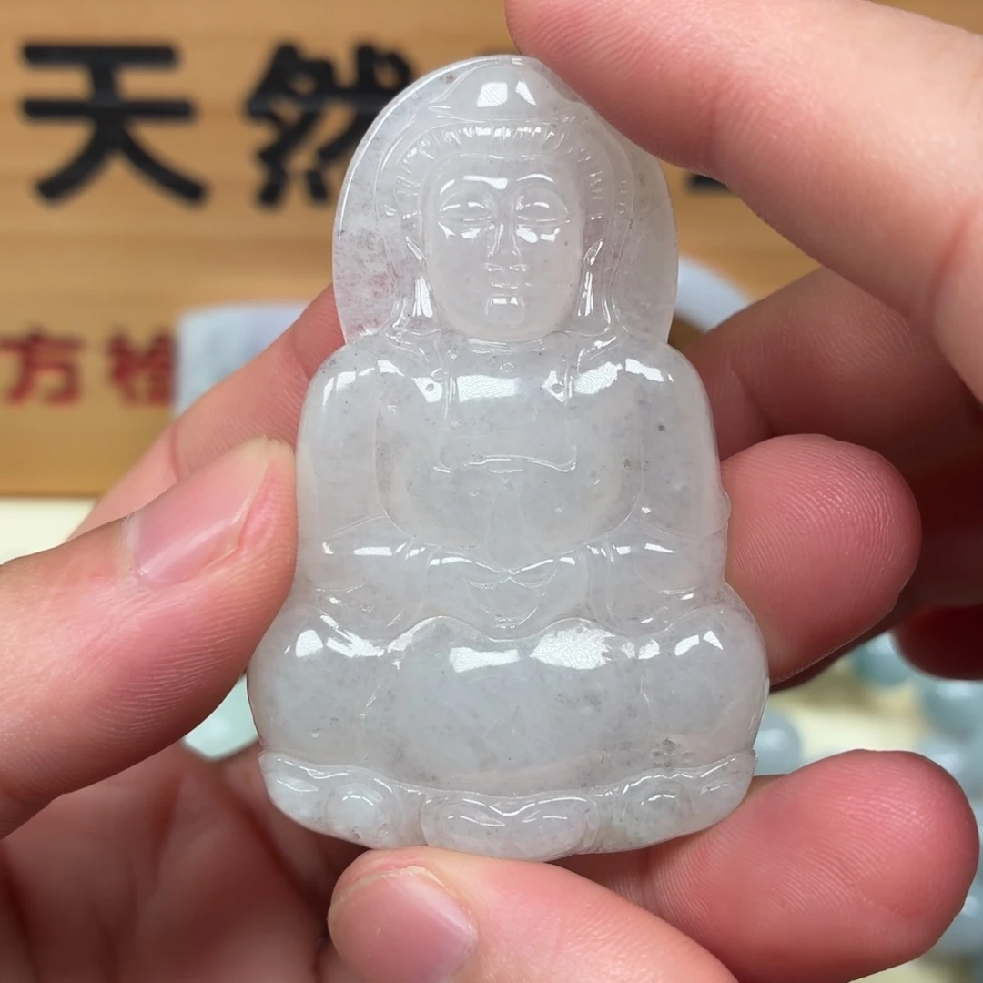 翡翠未镶嵌颈饰凤凰