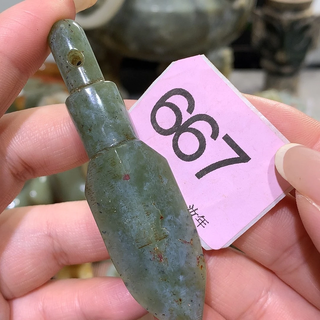 颈饰未镶嵌和田玉