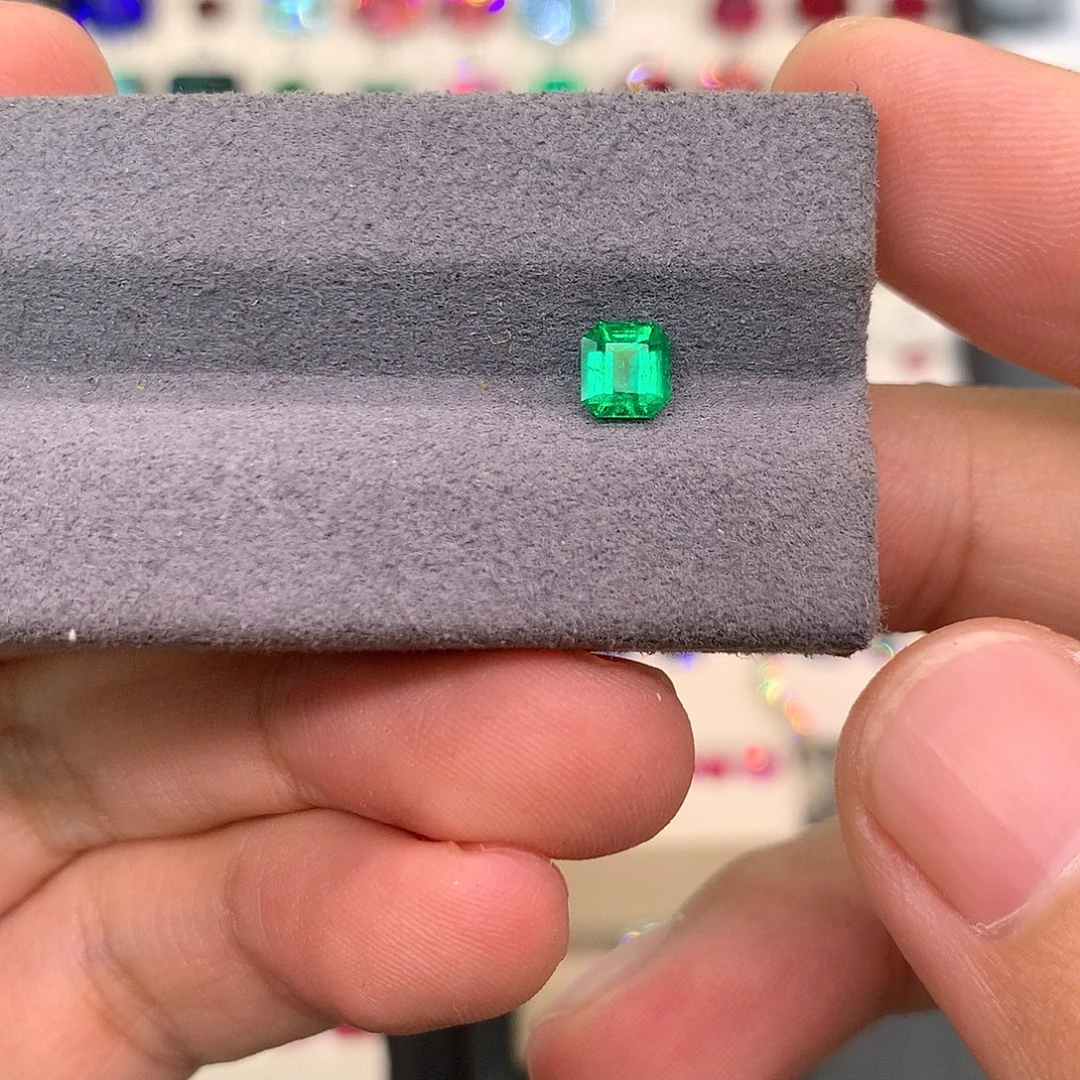 裸石祖母绿56分潘杰希尔极微油沃顿绿vb