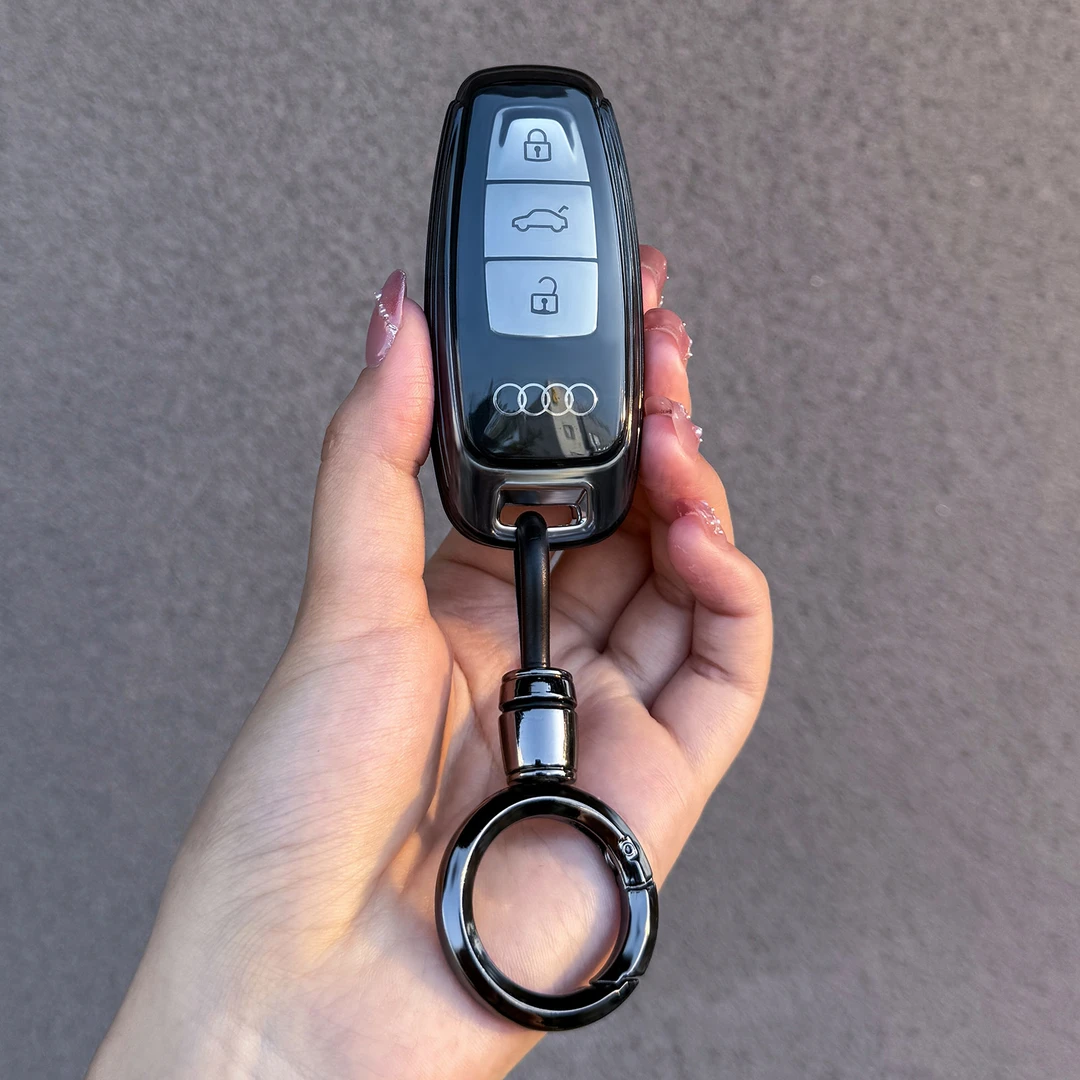 适用奥迪a6l车钥匙套新A4L/A3/A5/A7女扣Q2折叠Q3Q5L汽车钥匙壳包