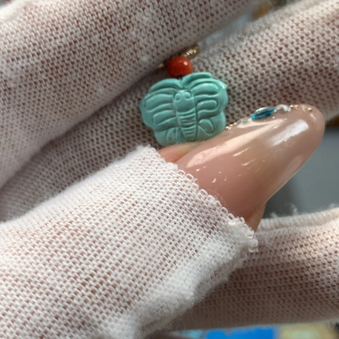 绿松石未镶嵌挂件