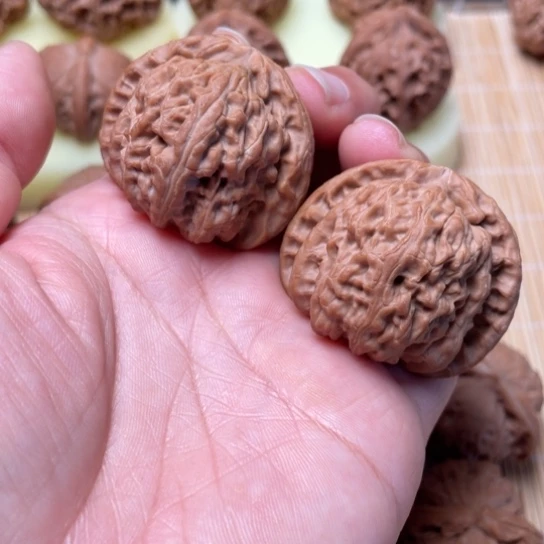 【闪购商品】吊坠文玩核桃凡****我球白……