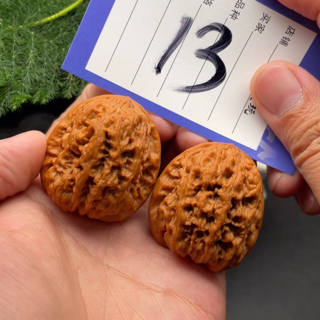 文玩核桃把件将军膀40