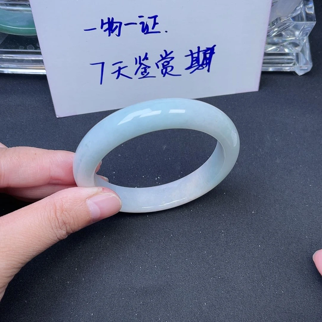翡翠未镶嵌手镯翡翠