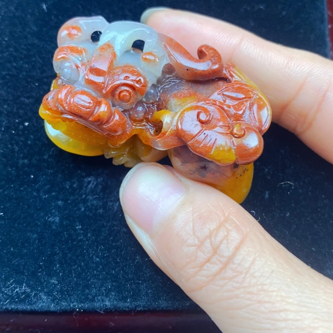 石英质玉（黄龙玉）未镶嵌吊坠(不含链)