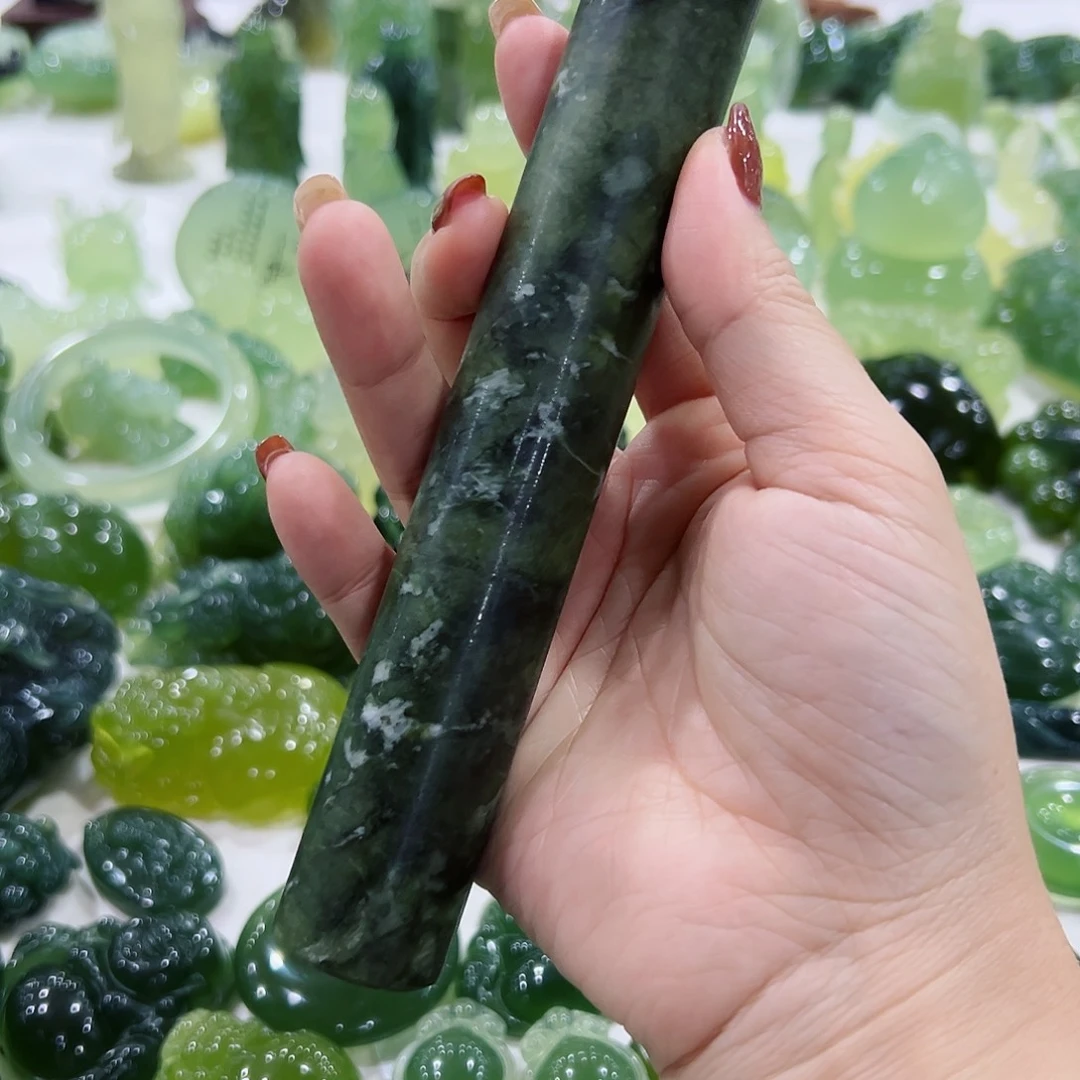 蛇纹石玉未镶嵌擀面杖