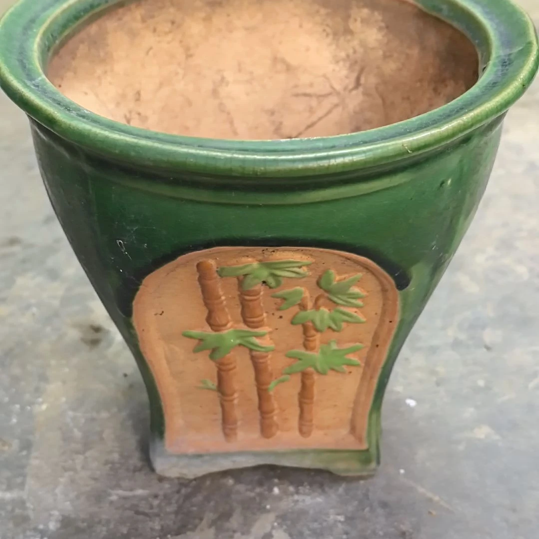 炳***哥石湾陶瓷兰花盆一个