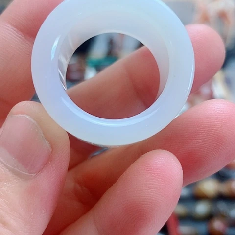 玛瑙/玉髓颈饰合金