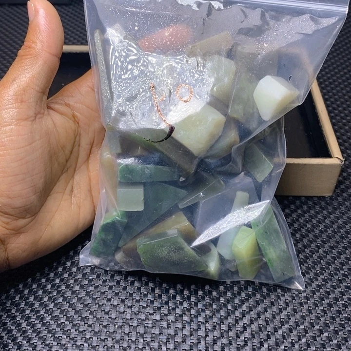 和田玉珠宝半成品未镶嵌清*