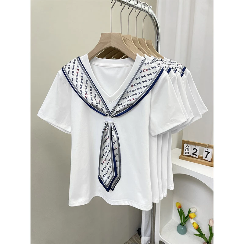 大码胖mm200斤日系原创丝巾设计感V领显瘦收腰正肩短袖t恤女ins夏