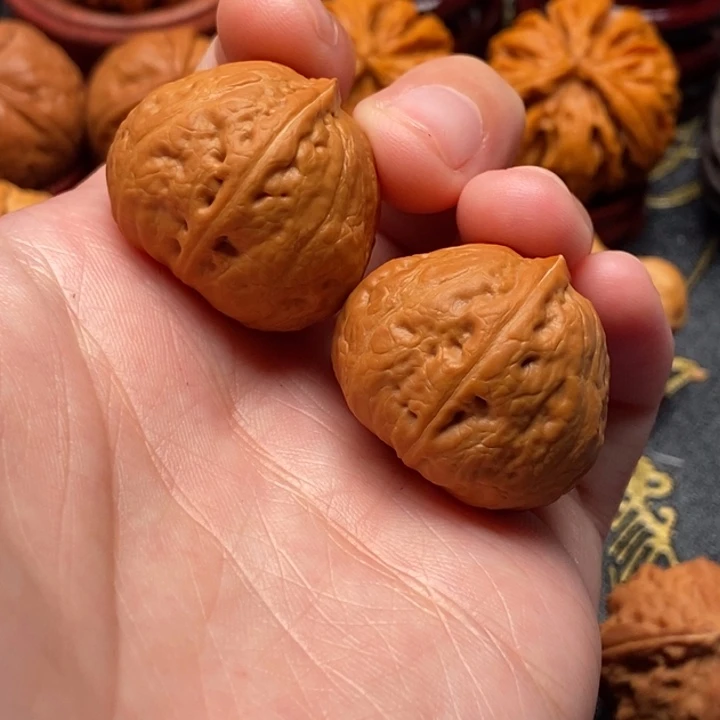 文玩核桃吊坠小馒头